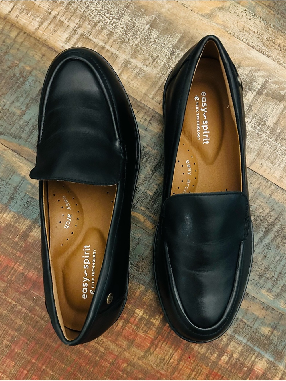 Easy Spirit Jaylin Black Leather Slip-On E-Flex Loafers Timeless, Comfort Size 8 - Picture 2 of 10